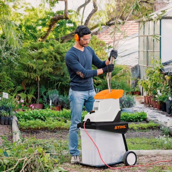 Садовий електроподрібнювач STIHL GHE 135 L (60130111126)