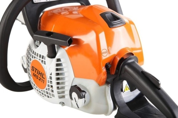 Бензопила STIHL MS 211, 35см (11392000247) Бензопила STIHL MS 211, 35см (11392000247)