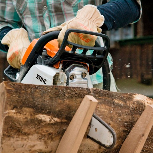 Бензопила STIHL MS 211, 35см (11392000247) Бензопила STIHL MS 211, 35см (11392000247)