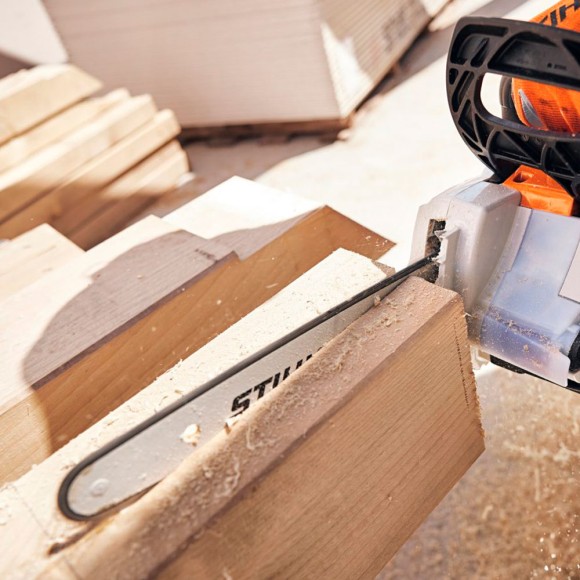 Акумуляторна пила STIHL MSA 200C Pro, 35 см, каркас (MA032000013) Акумуляторна пила STIHL MSA 200C Pro, 35 см, каркас (MA032000013)