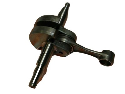 Коленвал (11400300408)