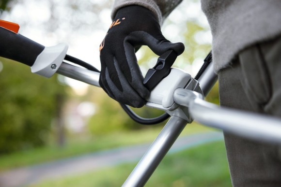 Тример акумуляторний STIHL FSA 120 Pro, 36В, каркас, ніж для трави 230мм-2 (FA082000000)