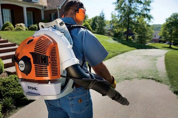 Повітродувка бензинова ранцева STIHL BR 550 (42820111630) Повітродувка бензинова ранцева STIHL BR 550 (42820111630)