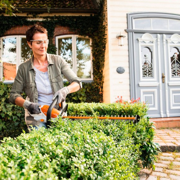 Акумуляторні ножиці STIHL HSA 45, ніж 50см (45110113521) Акумуляторні ножиці STIHL HSA 45, ніж 50см (45110113521)