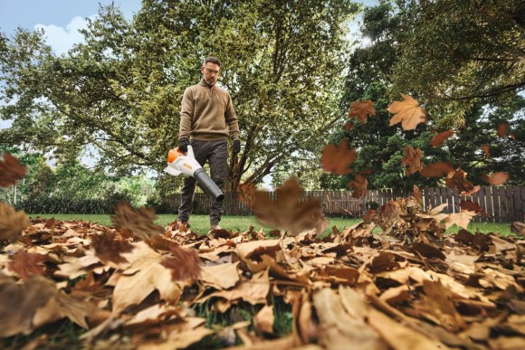 Воздуходувка аккумуляторная STIHL BGA 110 (BA100115904)
