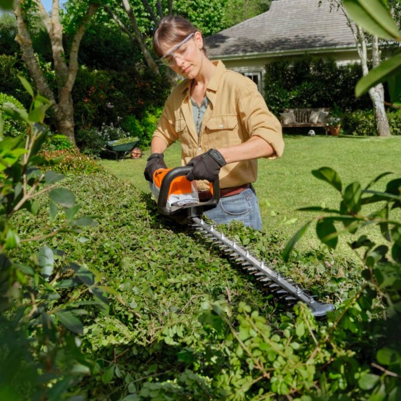 Акумуляторні ножиці STIHL HSA 60.1, каркас, ніж 60см (HA060113534) Акумуляторні ножиці STIHL HSA 60.1, каркас, ніж 60см (HA060113534)