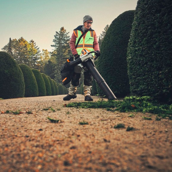 Садовый пылесос аккумуляторный STIHL SHA 140.0 Pro, 36В, каркас (SA070117104) Садовый пылесос аккумуляторный STIHL SHA 140.0 Pro, 36В, каркас (SA070117104)