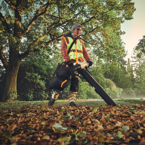 Садовый пылесос аккумуляторный STIHL SHA 140.0 Pro, 36В, каркас (SA070117104) Садовый пылесос аккумуляторный STIHL SHA 140.0 Pro, 36В, каркас (SA070117104)