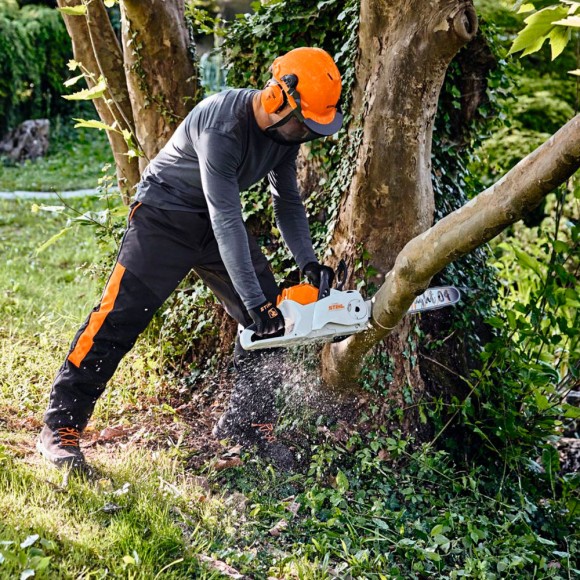 Акумуляторна пила STIHL MSA 220C-BQ Pro, 40 см, каркас (MA032000023)