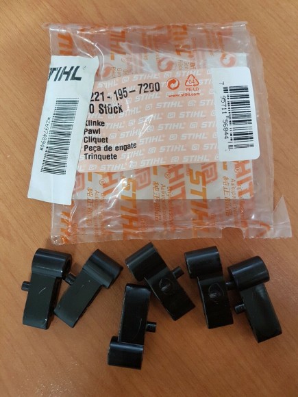 Защелка STIHL 42211957200