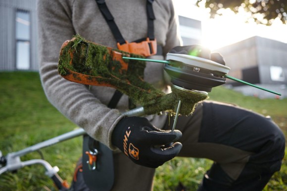 Триммер аккумуляторный STIHL FSA 120 Pro, каркас, нож для травы 230мм-2 (FA082000000)