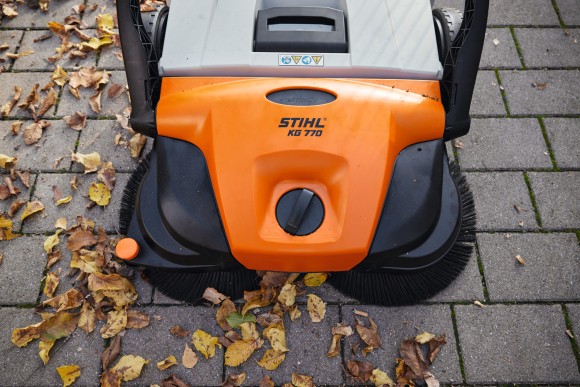 Устройство для уборки STIHL KG 770 (48600194707)