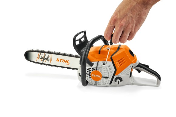 Игрушка пила STIHL (04216000053)