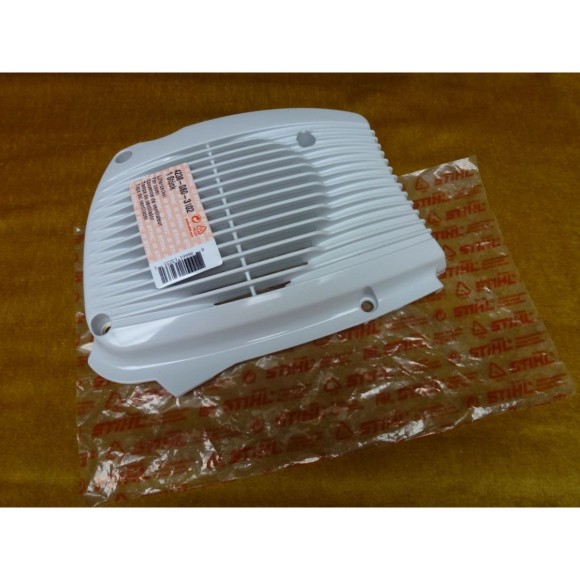 Крышка вентилятора STIHL 42380803102