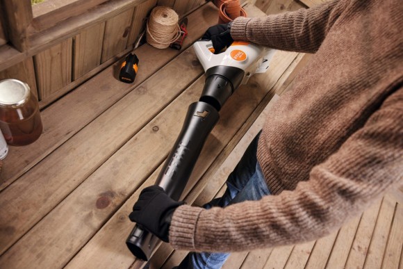 Акумуляторна повітродувка STIHL BGA 30.0 SET (BA080115910)