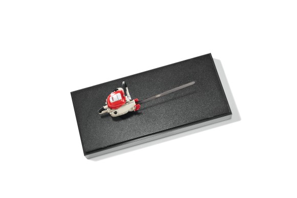 Коллекционная модель бензопилы STIHL Contra (04640350240)