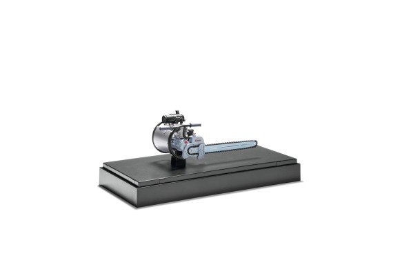 Коллекционная модель бензопилы STIHL BL (04640350210)