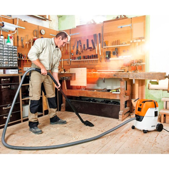 Будівельний пилосос STIHL SE 62Е (47840124403) Будівельний пилосос STIHL SE 62Е (47840124403)