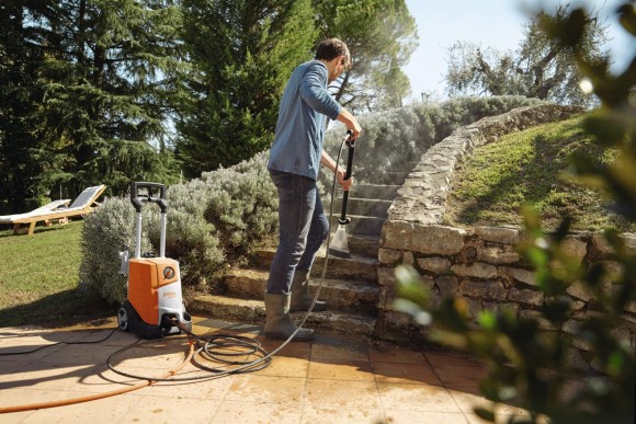 Мийка високого тиску STIHL RE 110, 110 бар (49500114521) Мийка високого тиску STIHL RE 110, 110 бар (49500114521)