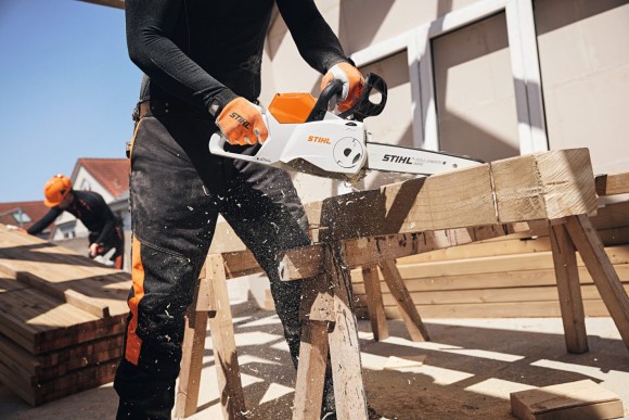 Аккумуляторная пила STIHL MSA 160.0 C-B, 30см, каркас (MA032000005) Аккумуляторная пила STIHL MSA 160.0 C-B, 30см, каркас (MA032000005)